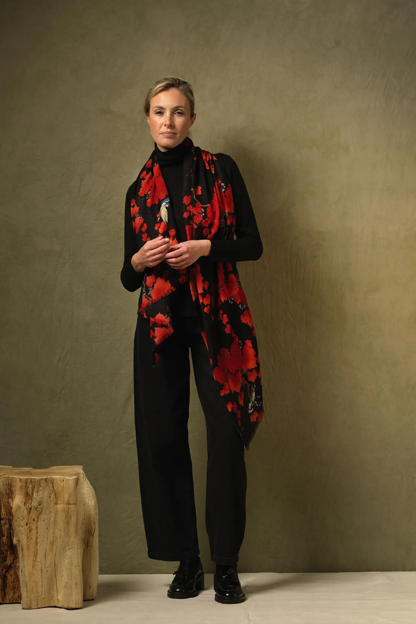 One Hundred Stars Acer Black Wool Scarf| Wool Scarves