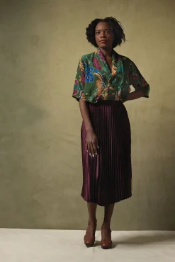 One Hundred Stars Flower Vase Green Rachel Top|Women Tops