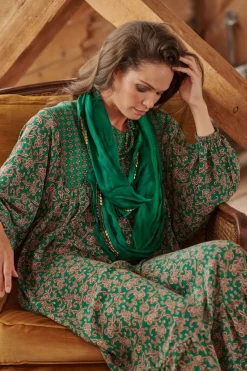 One Hundred Stars Indian Heritage Green Necklace Scarf| Scarves