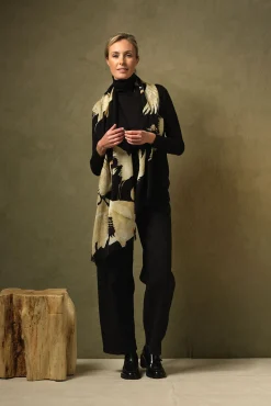 One Hundred Stars Stork Black Wool Scarf| Wool Scarves