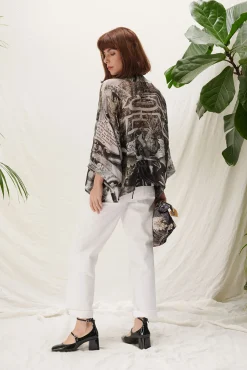 One Hundred Stars Sunburst Grey Kimono|Women Short Kimonos