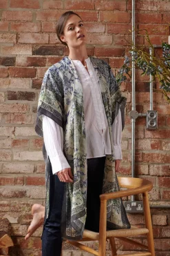 One Hundred Stars Tapestry Sea Wool Throwover|Women Wool Throwovers