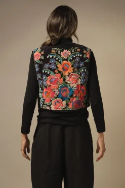 One Hundred Stars Woven Flower Black Gilet|Women Gilets